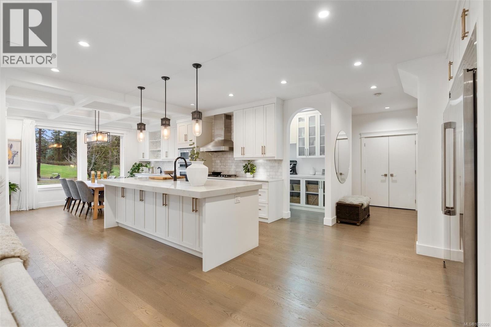 2168 Champions Way, Langford