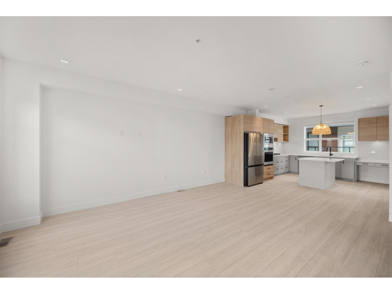 49 20335 70A AVENUE, Langley