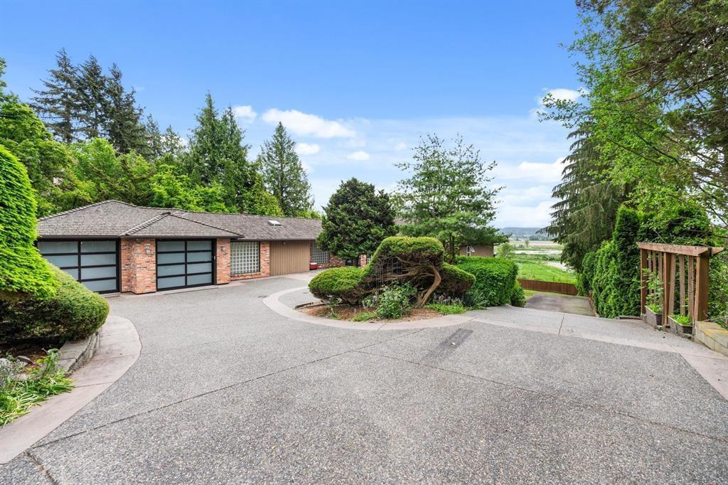 14534 LOMBARD PLACE, Surrey