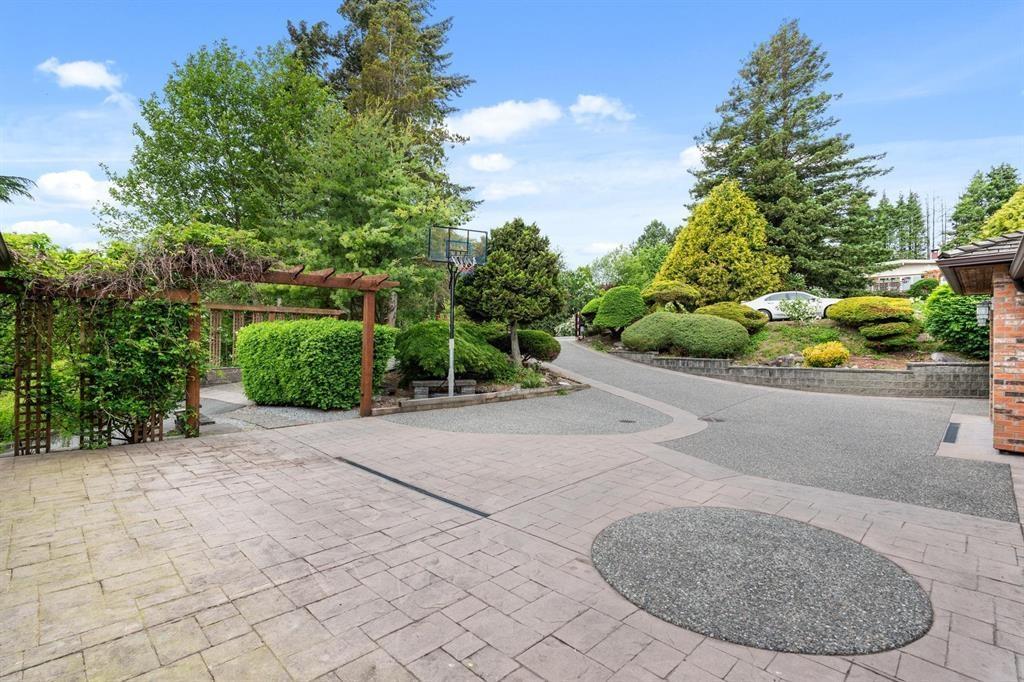 14534 LOMBARD PLACE, Surrey