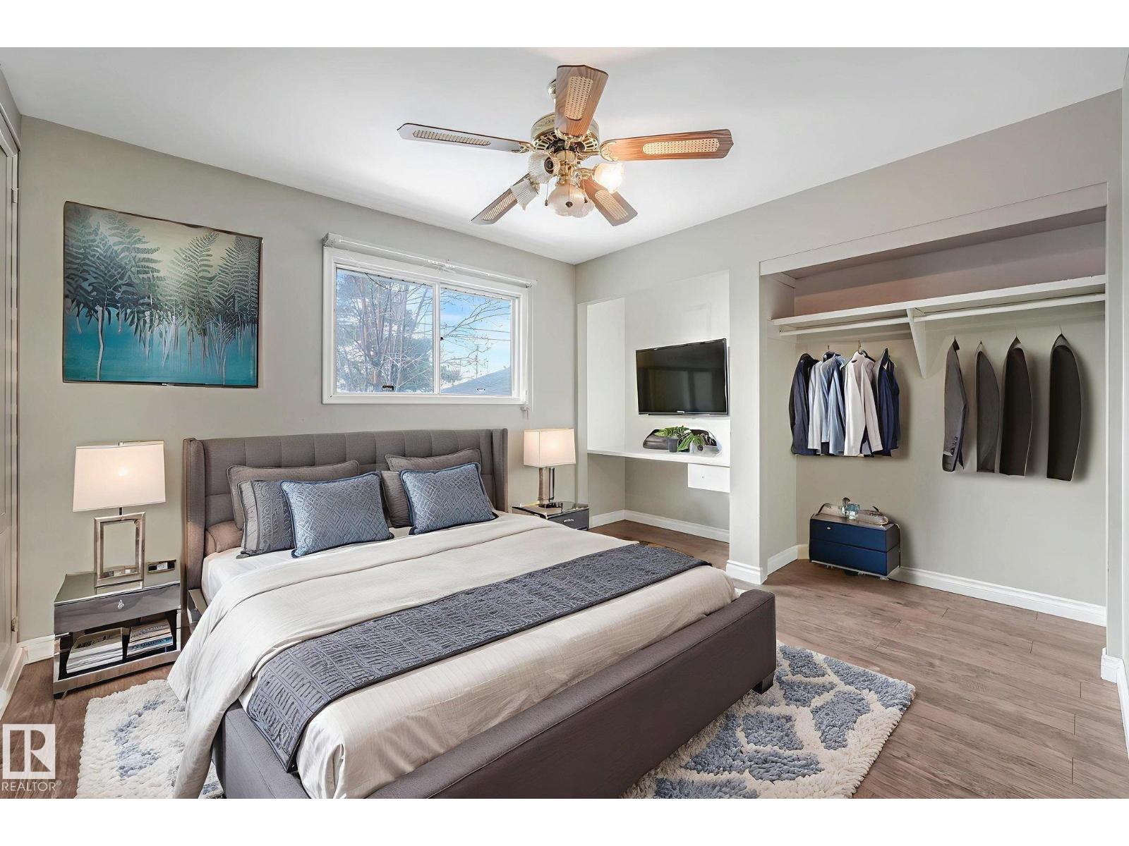 9007 135 AV NW, Edmonton