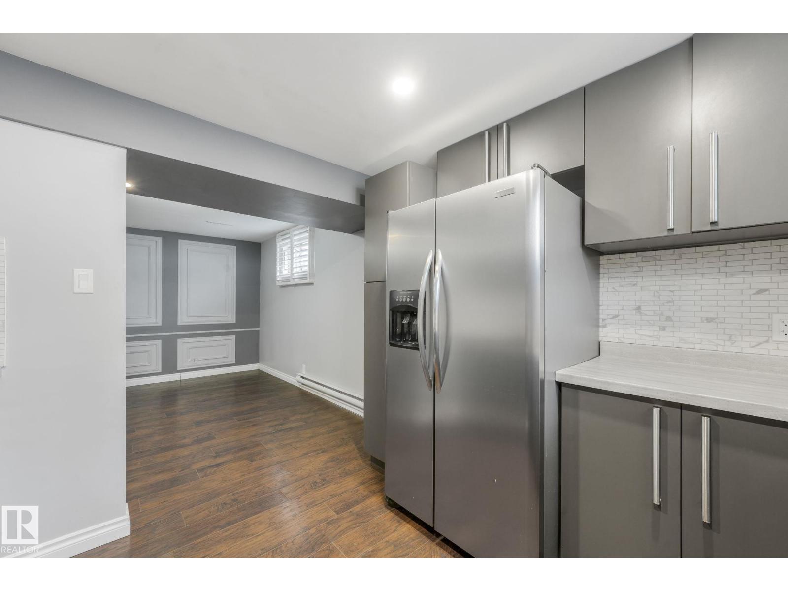 9007 135 AV NW, Edmonton