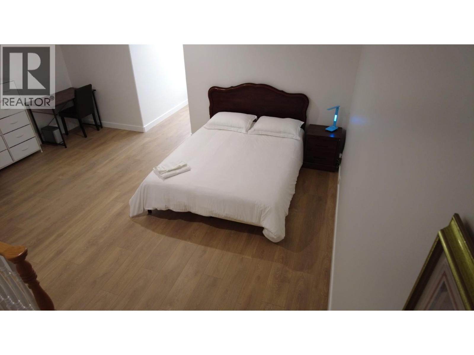 670 Cameron Avenue, Grand Forks