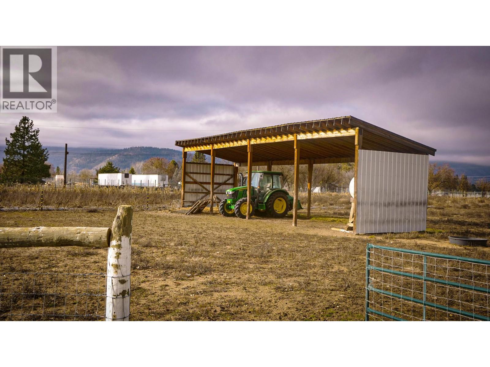 670 Cameron Avenue, Grand Forks