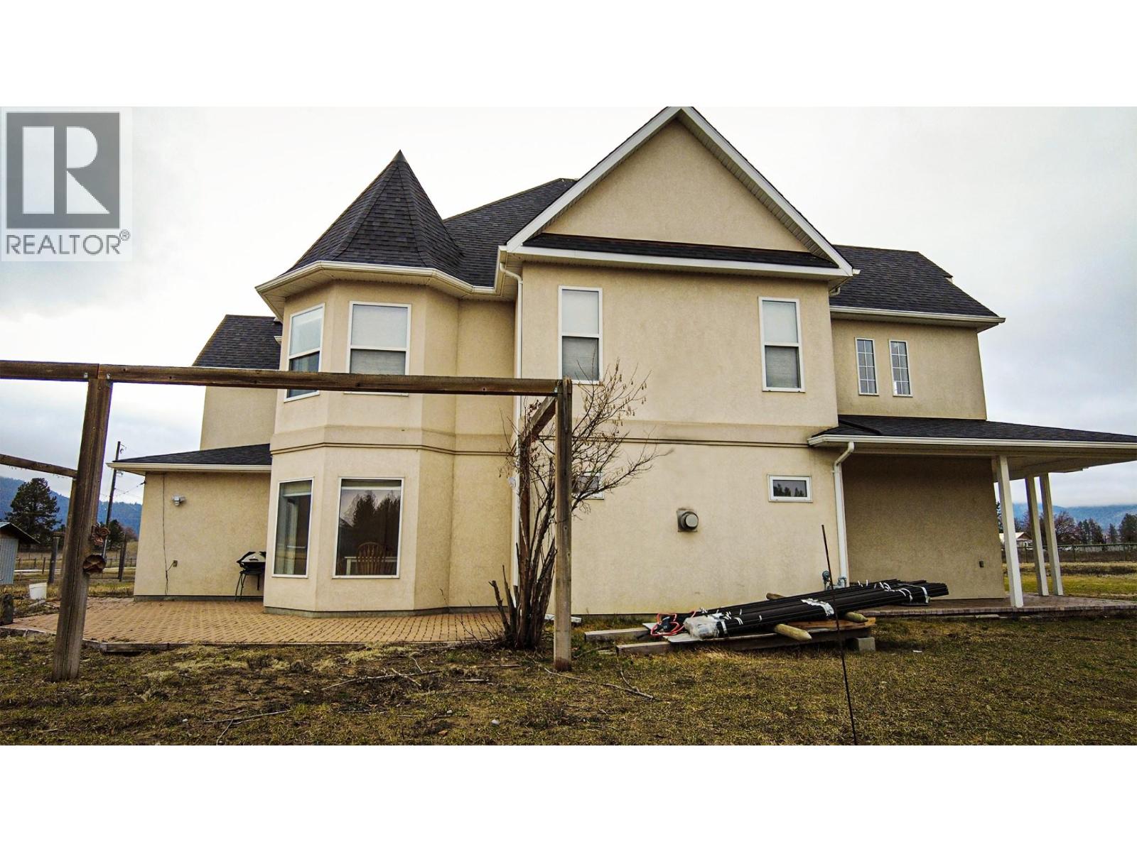 670 Cameron Avenue, Grand Forks