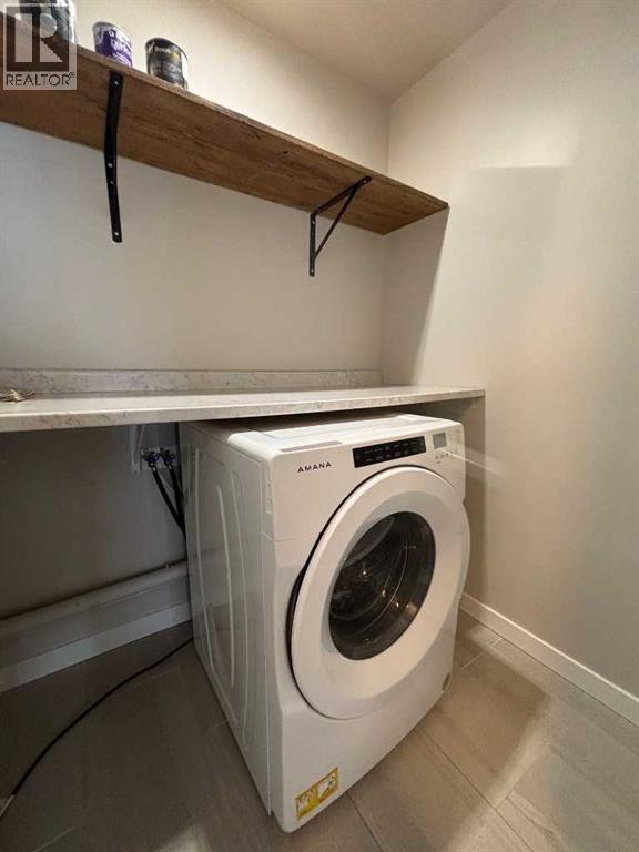 Single Family House for Sale in    Avenue Mountview Grande Prairie 