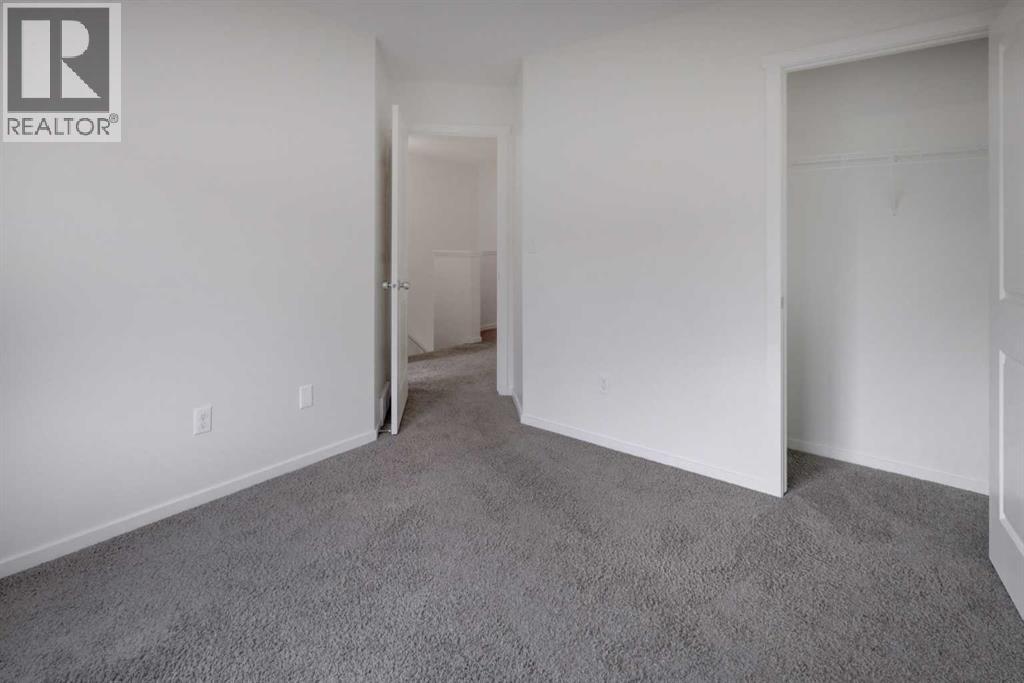 Single Family House for Sale in  Evansview Road NW Evanston Calgary 