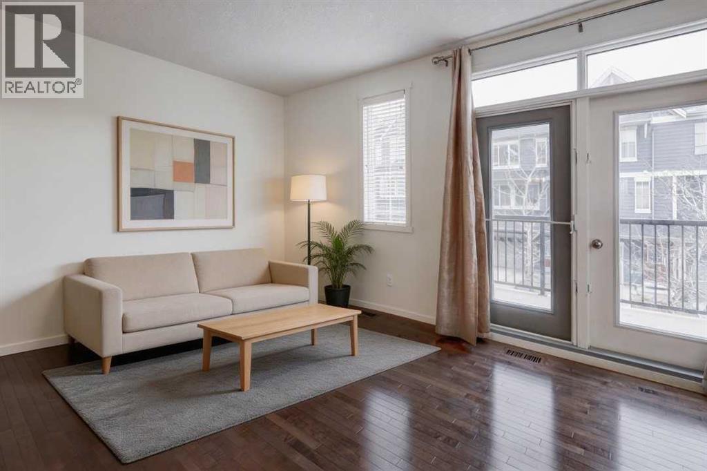 Single Family House for Sale in  Evansview Road NW Evanston Calgary 