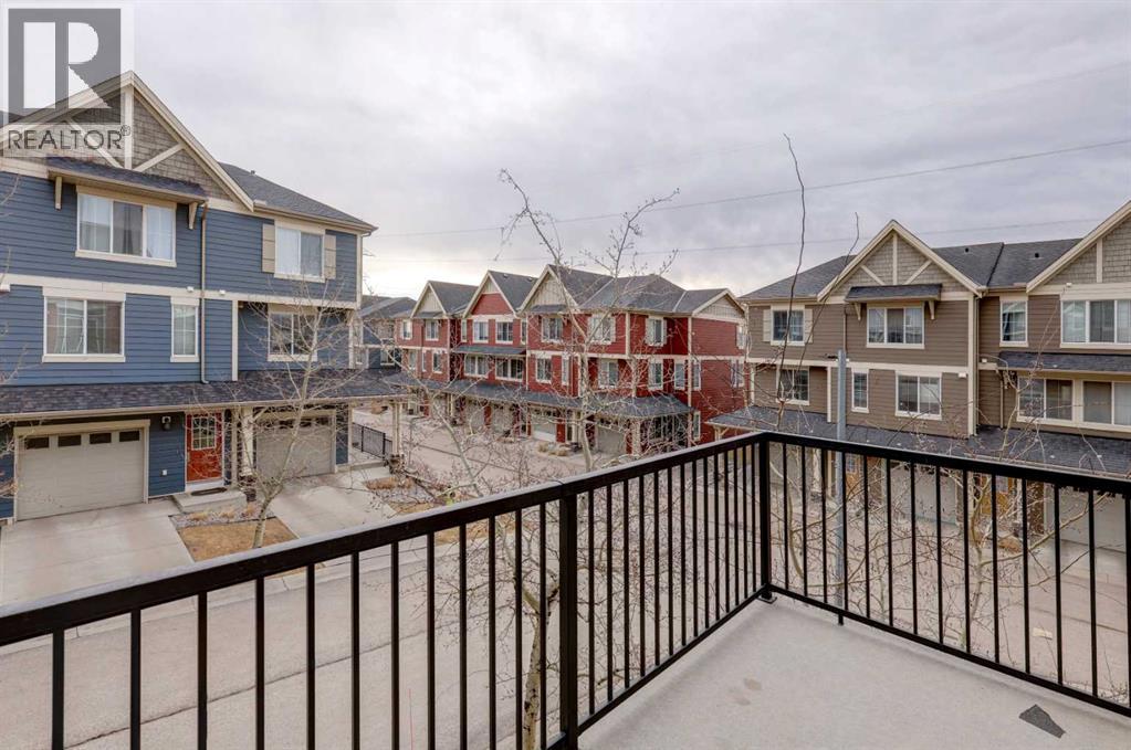 Single Family House for Sale in  Evansview Road NW Evanston Calgary 