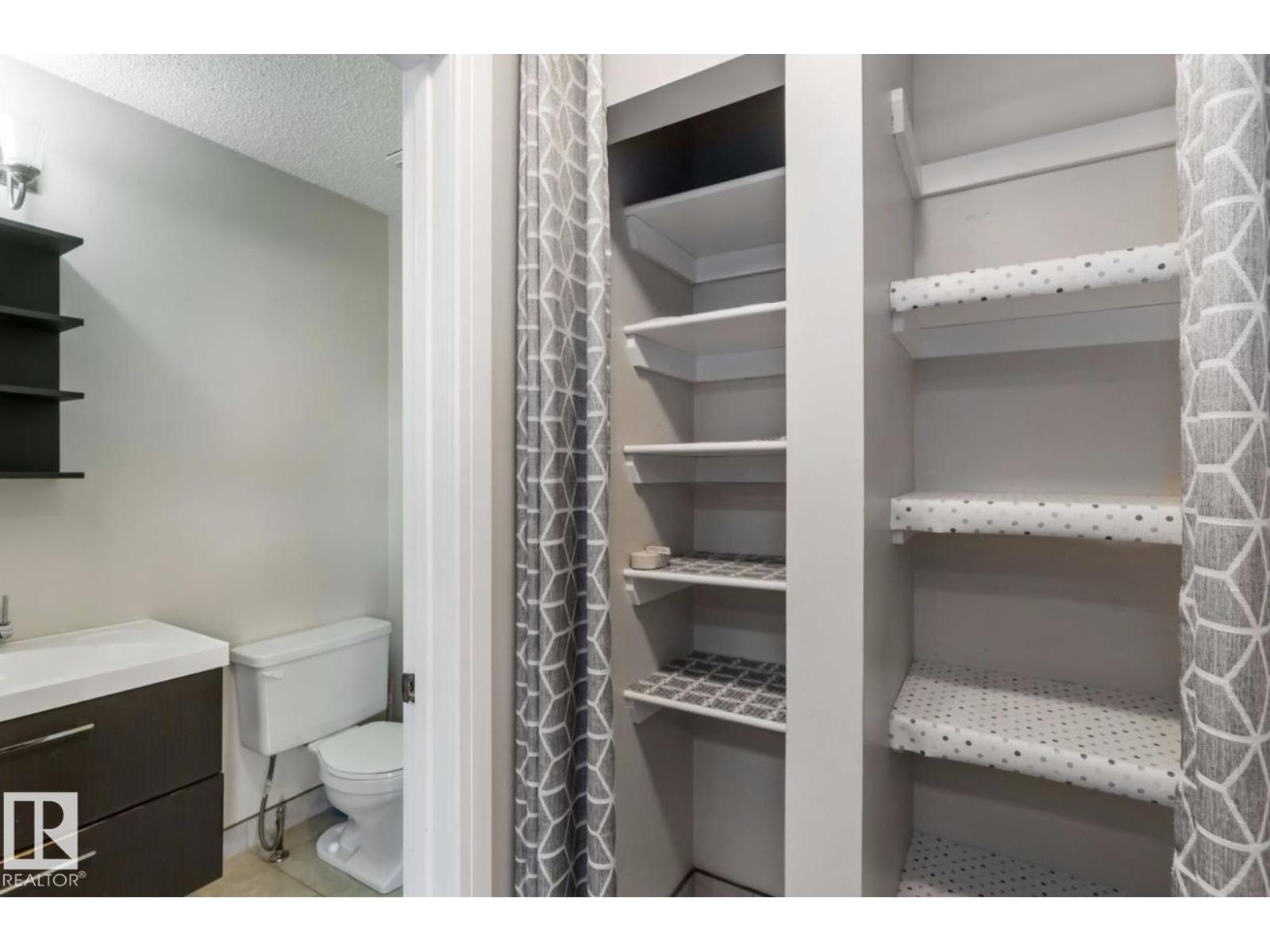 #8 14511 52 Street NW, Edmonton