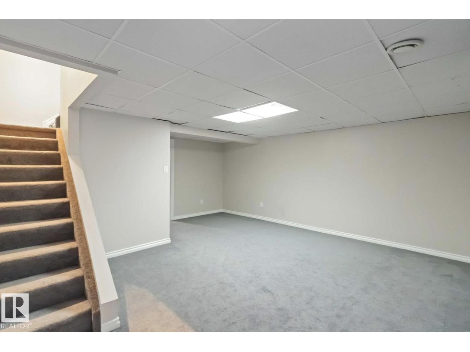 #8 14511 52 Street NW, Edmonton