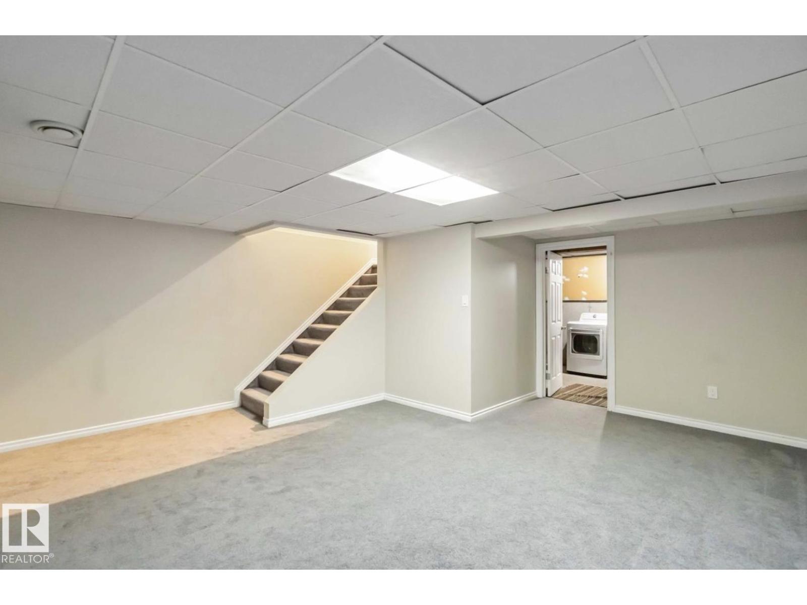 #8 14511 52 Street NW, Edmonton