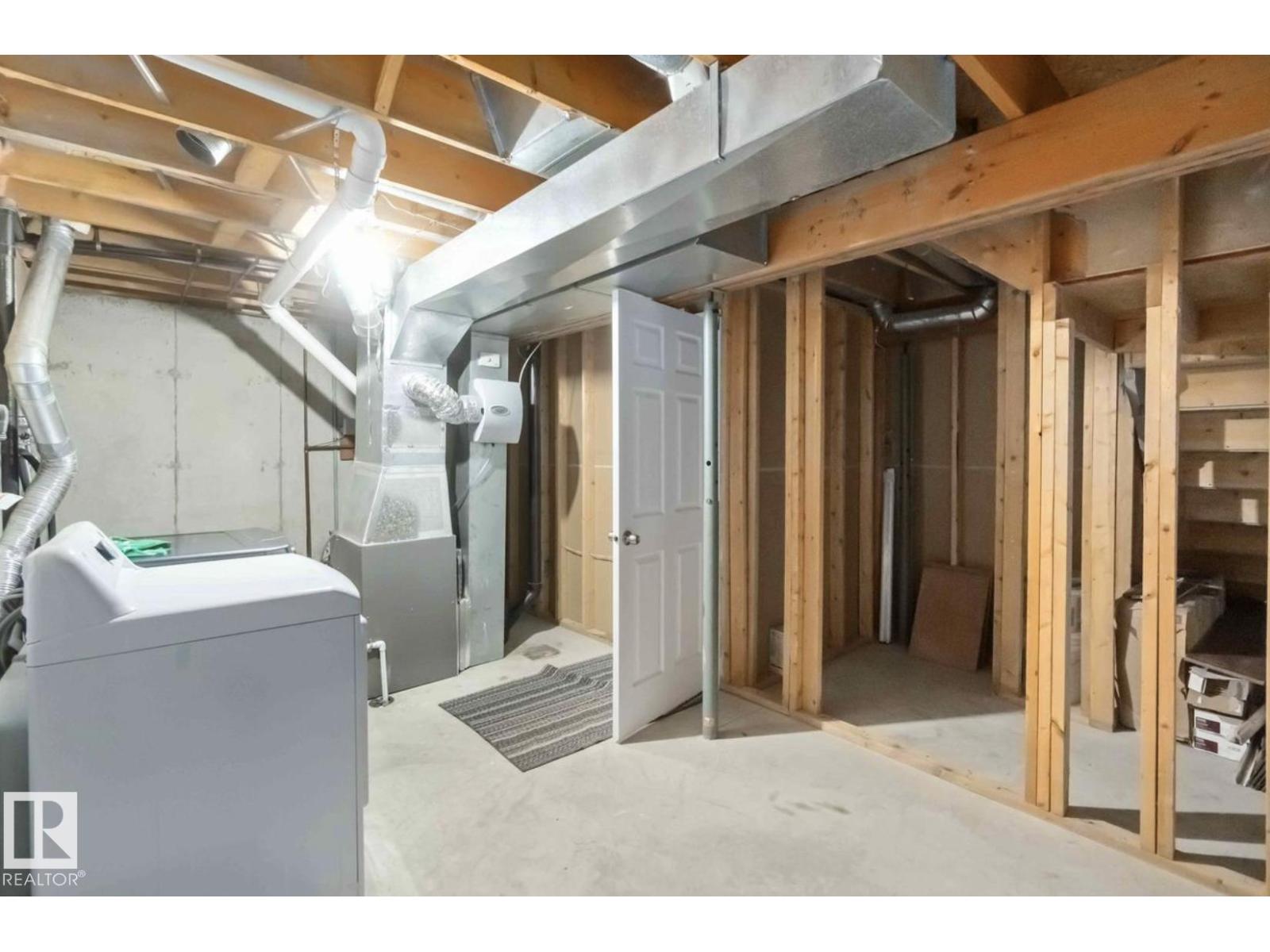 #8 14511 52 Street NW, Edmonton