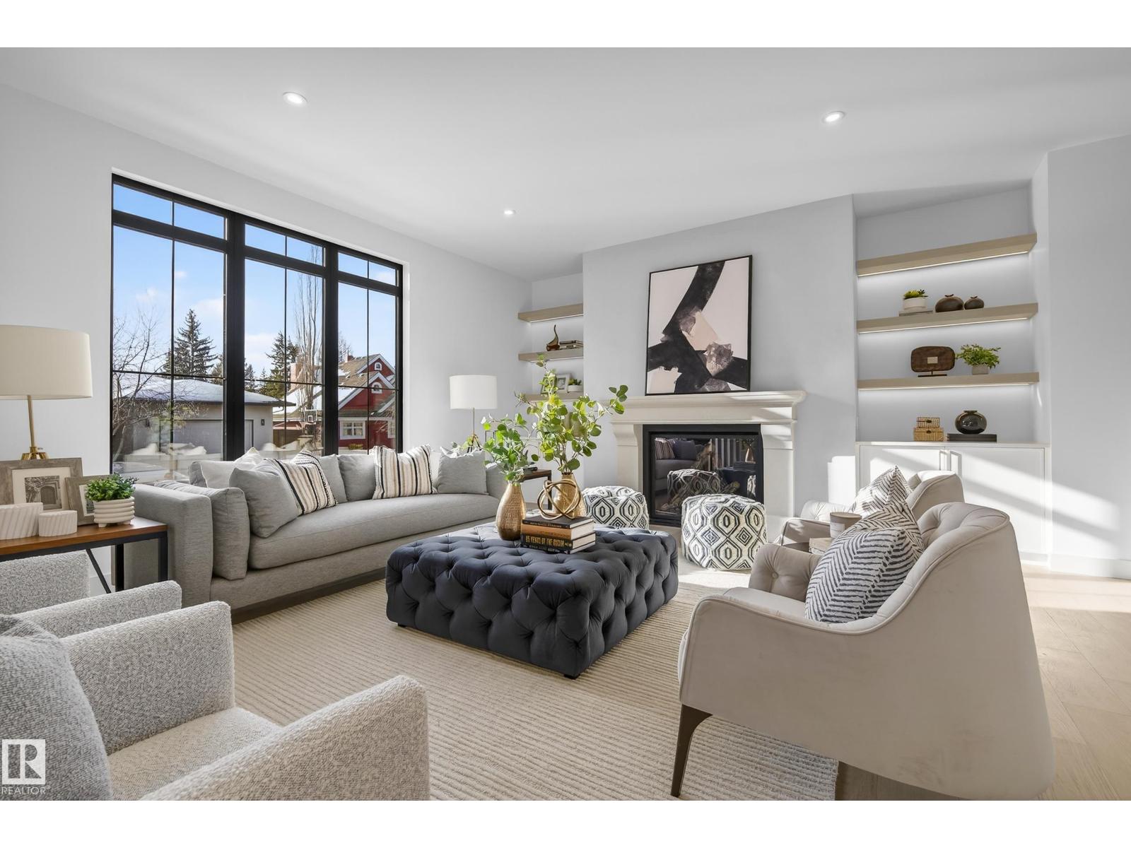 14320 MACKENZIE DR NW, Edmonton