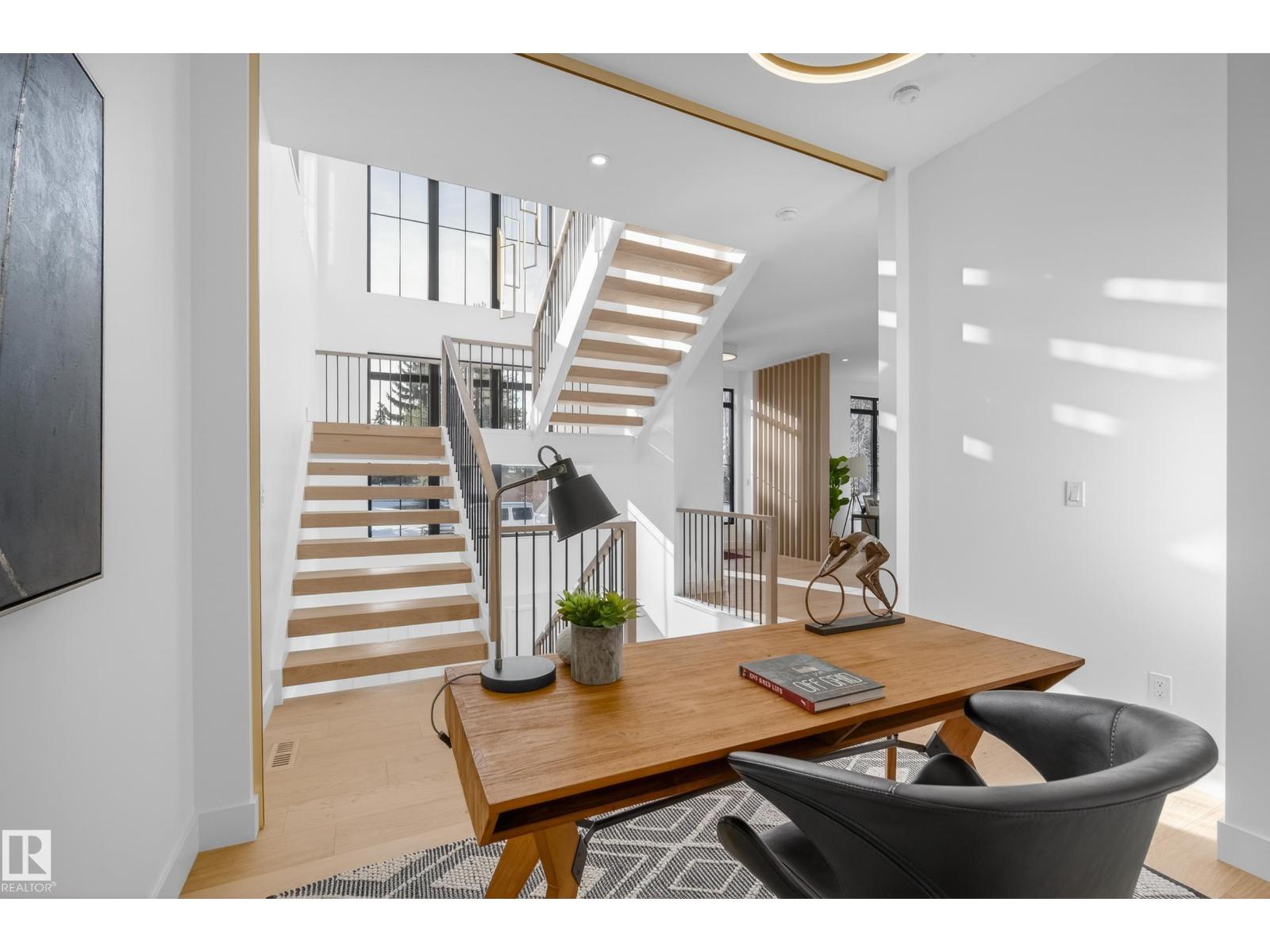 14320 MACKENZIE DR NW, Edmonton