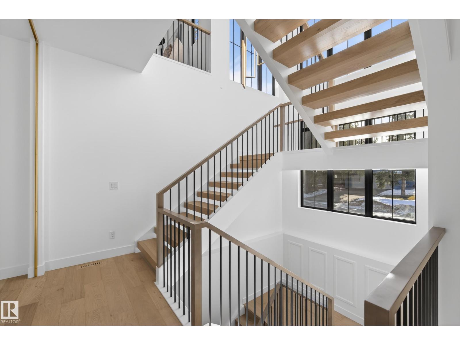 14320 MACKENZIE DR NW, Edmonton