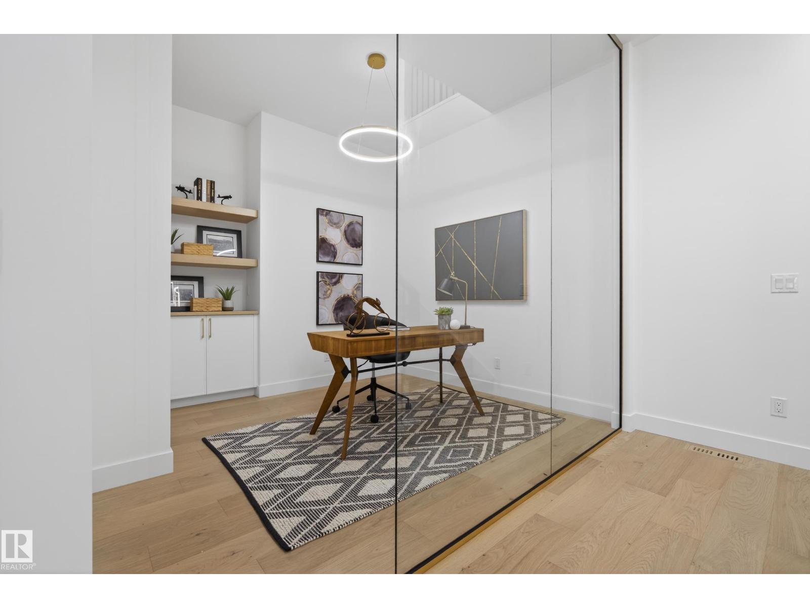 14320 MACKENZIE DR NW, Edmonton