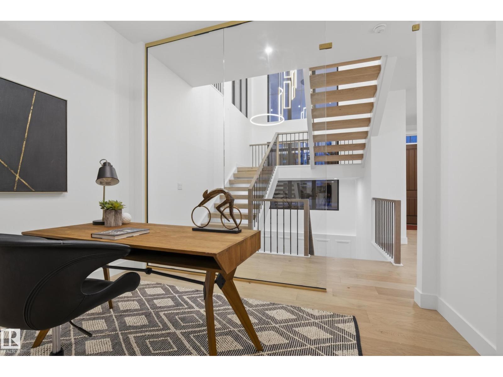 14320 MACKENZIE DR NW, Edmonton