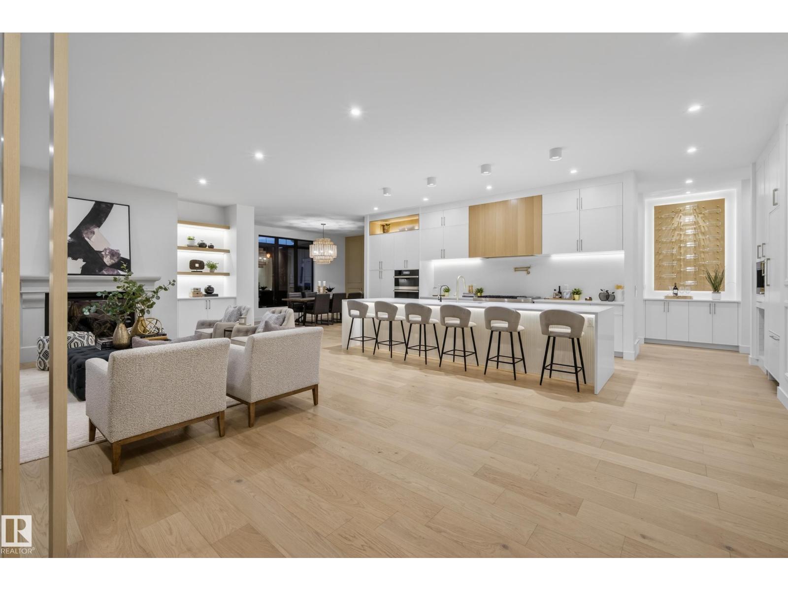 14320 MACKENZIE DR NW, Edmonton