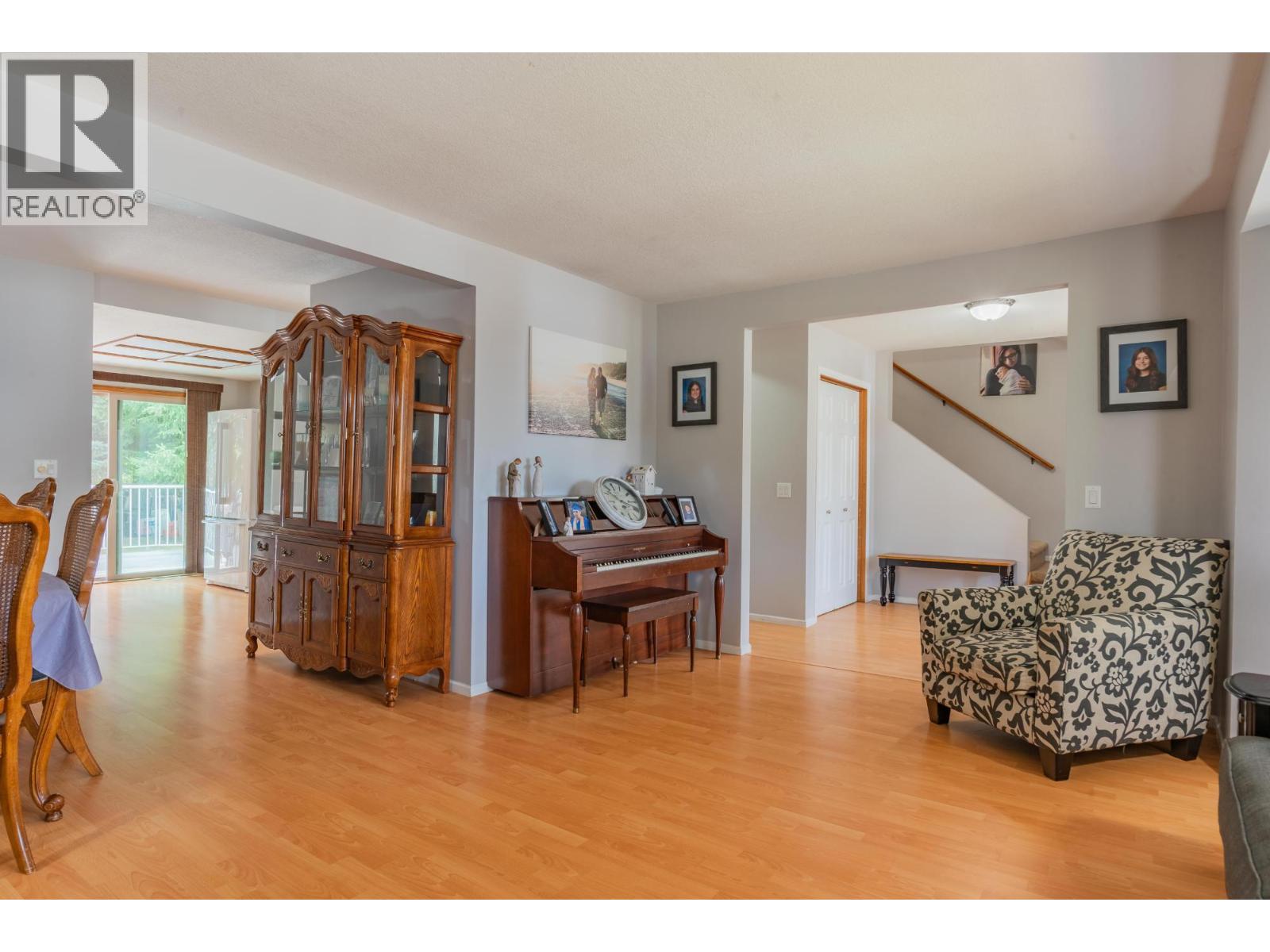 110 CEDAR Avenue, Fruitvale