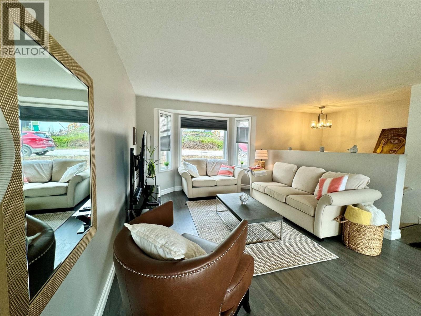 1885 Grandview Avenue - 5