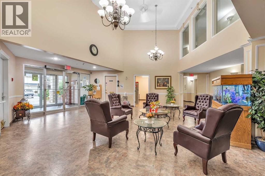 Single Family House for Sale in   Pinecliff Grove NE Pineridge Calgary 