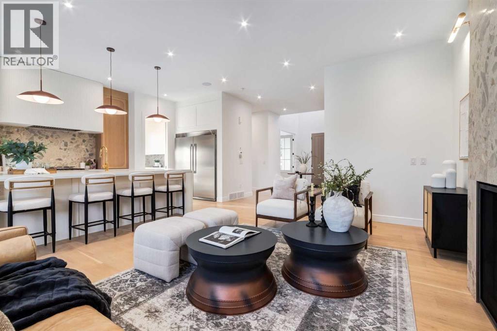 Single Family House for Sale in   Avenue NW Bowness Calgary 