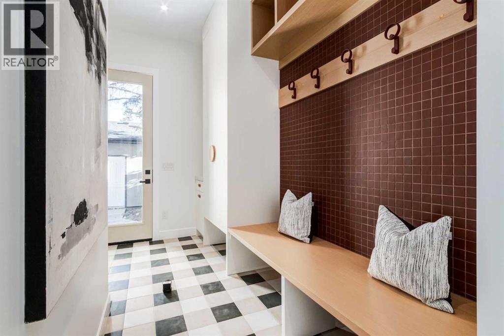 Single Family House for Sale in   Avenue NW Bowness Calgary 