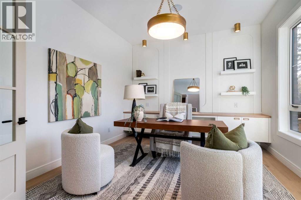 Single Family House for Sale in   Avenue NW Bowness Calgary 