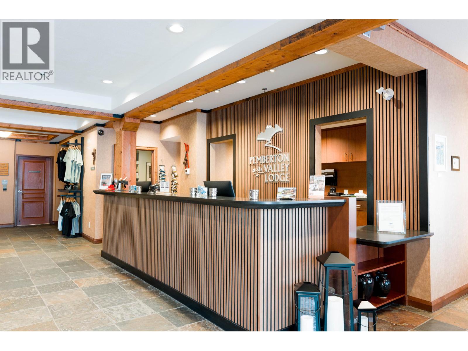 101 1490 HIGHWAY 99, Pemberton