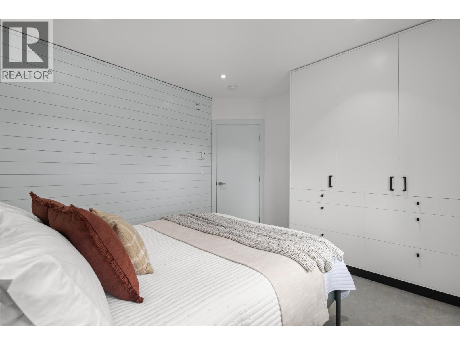 7666 CERULEAN DRIVE, Pemberton