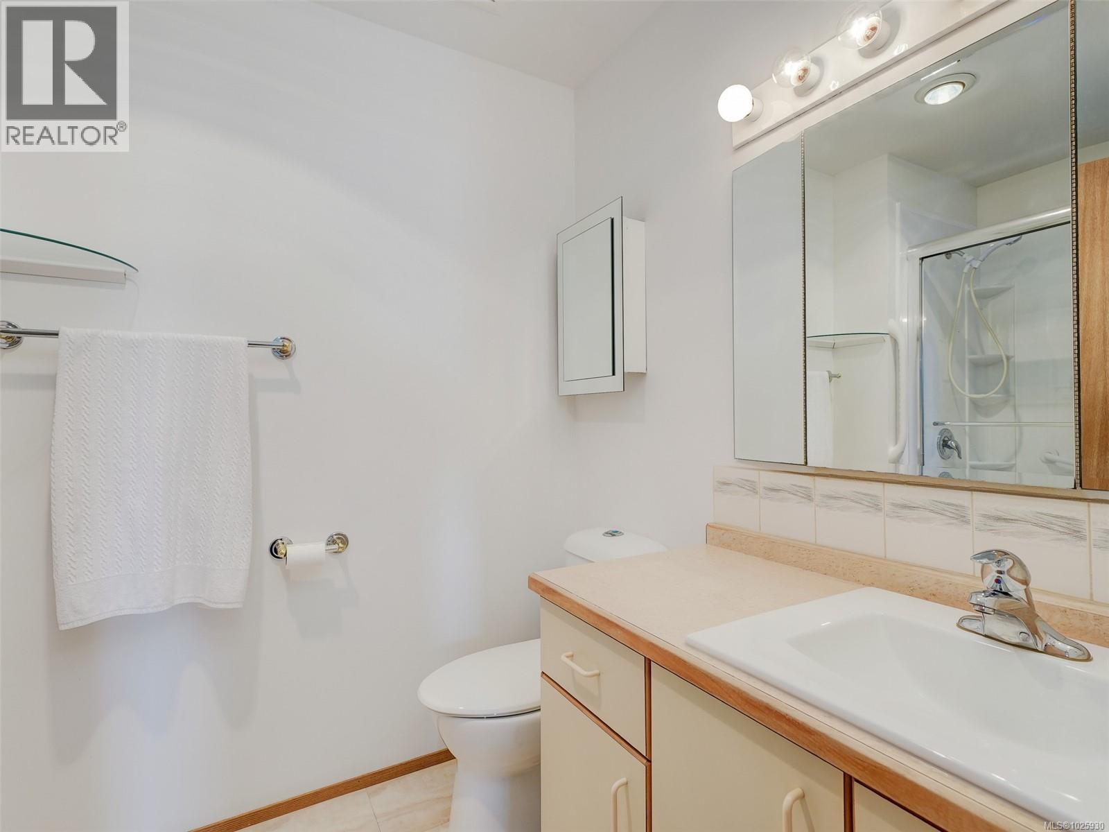 39 4125 Interurban Road, Saanich