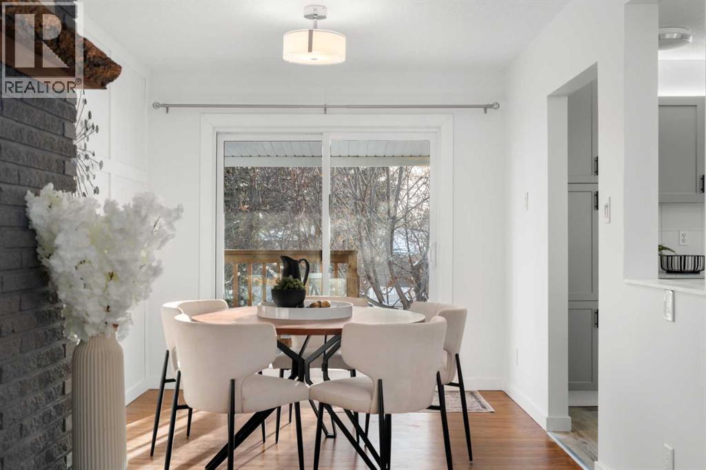 Single Family House Bi-level for Sale in  Bearspaw Drive NW Brentwood Calgary 