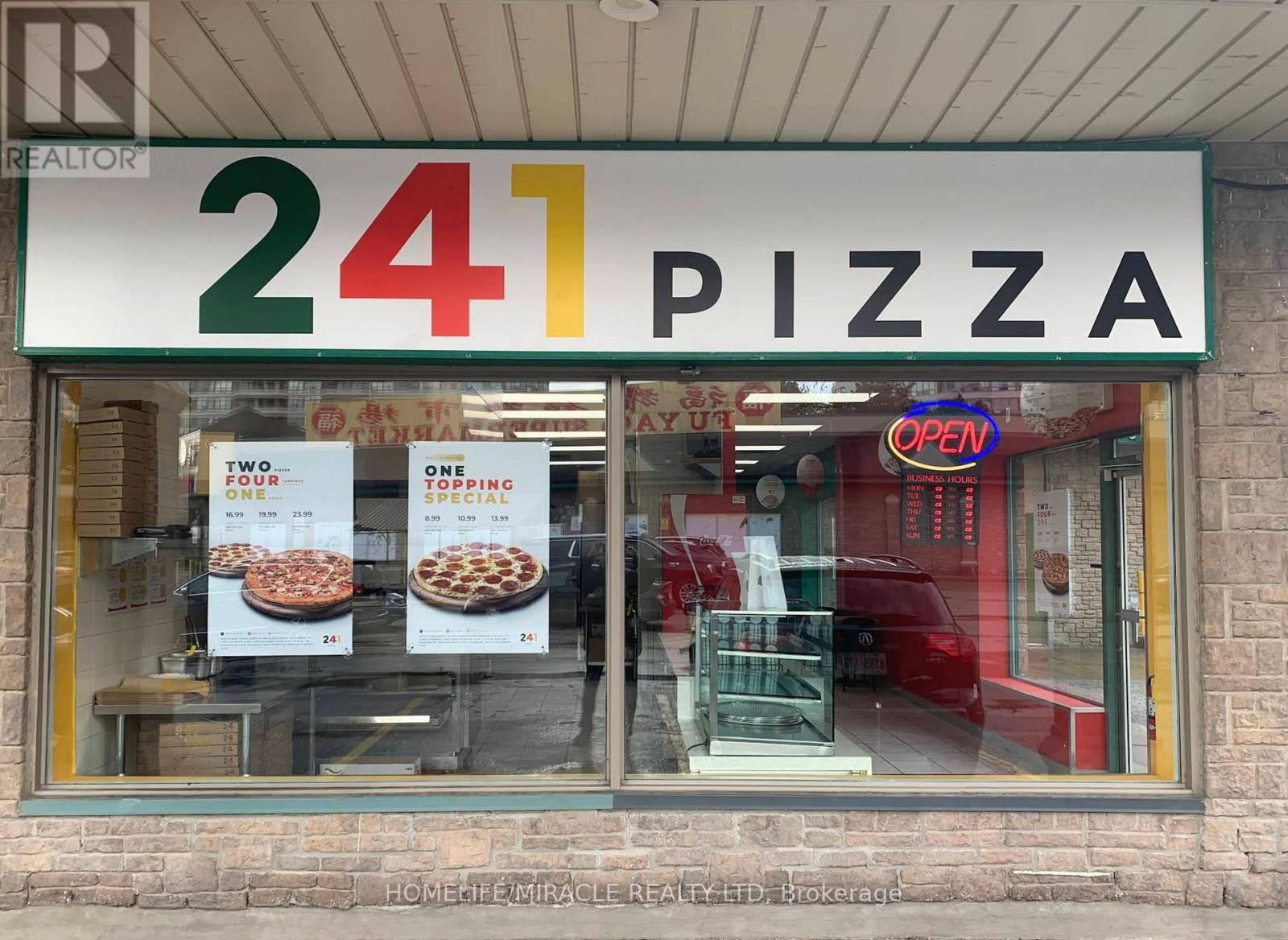 8 Greystone Walk Drive