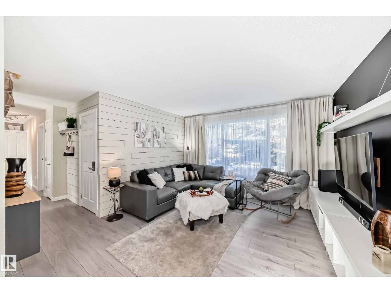 6111 18 AV NW NW, Edmonton