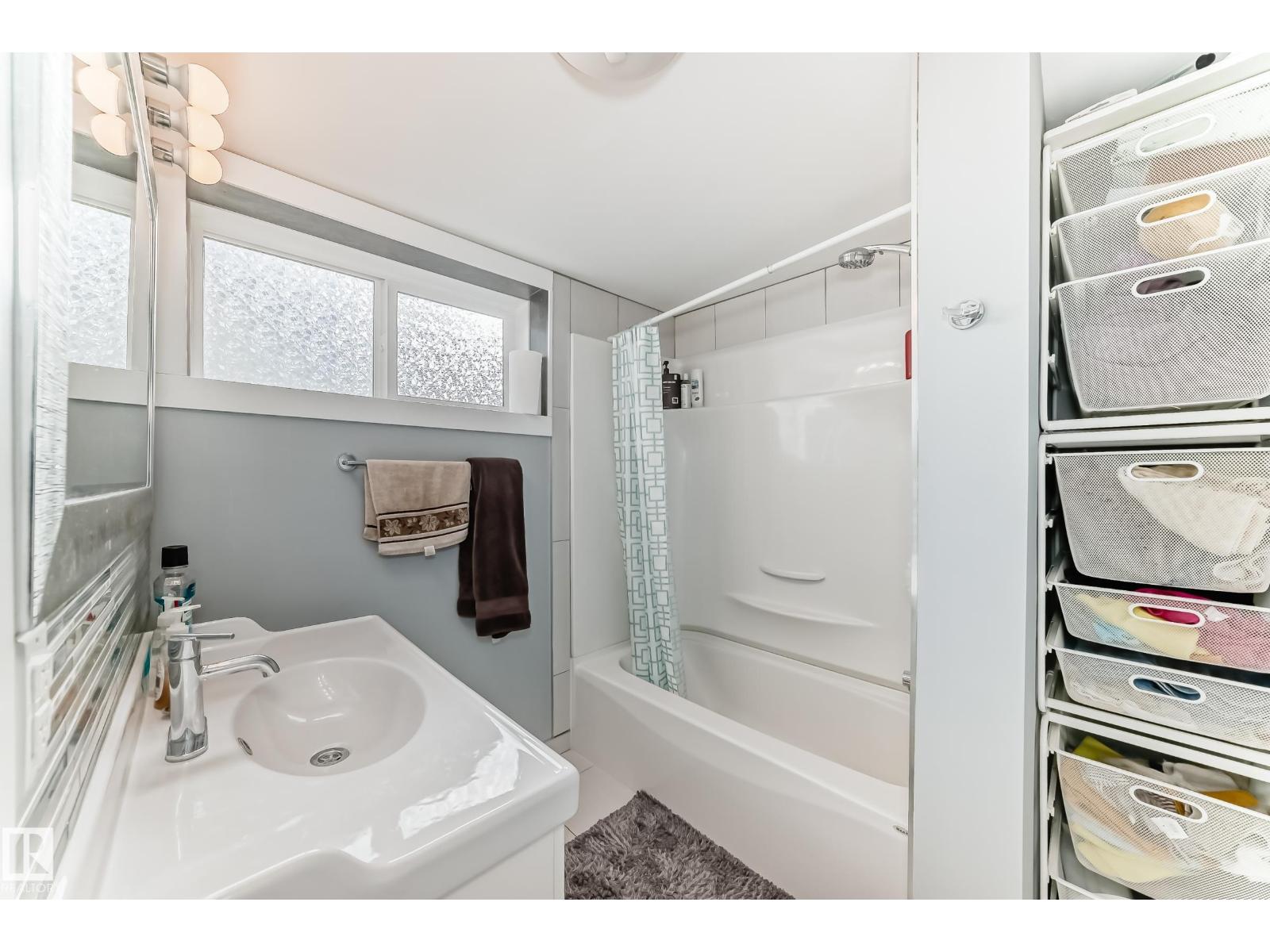 6111 18 AV NW NW, Edmonton