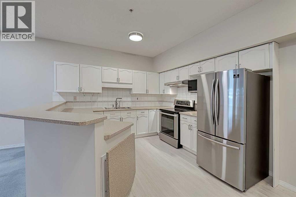 Single Family House for Sale in   Lincoln Way SW Lincoln Park Calgary 