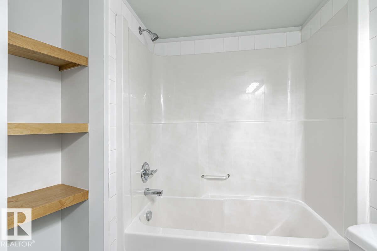 
          316 920 156 Street NW
            <br/>
            <span>Edmonton</span>
            , 
            <span>AB</span>
             <span>T6R0N6</span>
         - Photo 24