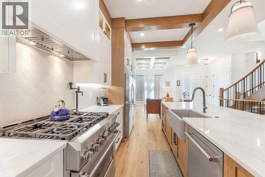 Single Family House for Sale in   Street SW Killarney/Glengarry Calgary 