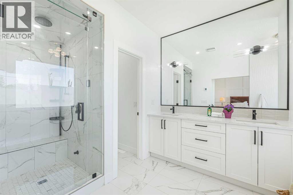 Single Family House for Sale in   Street SW Killarney/Glengarry Calgary 