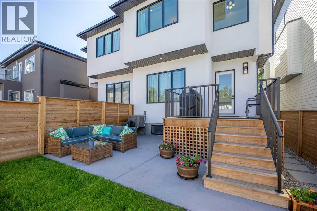 Single Family House for Sale in   Street SW Killarney/Glengarry Calgary 