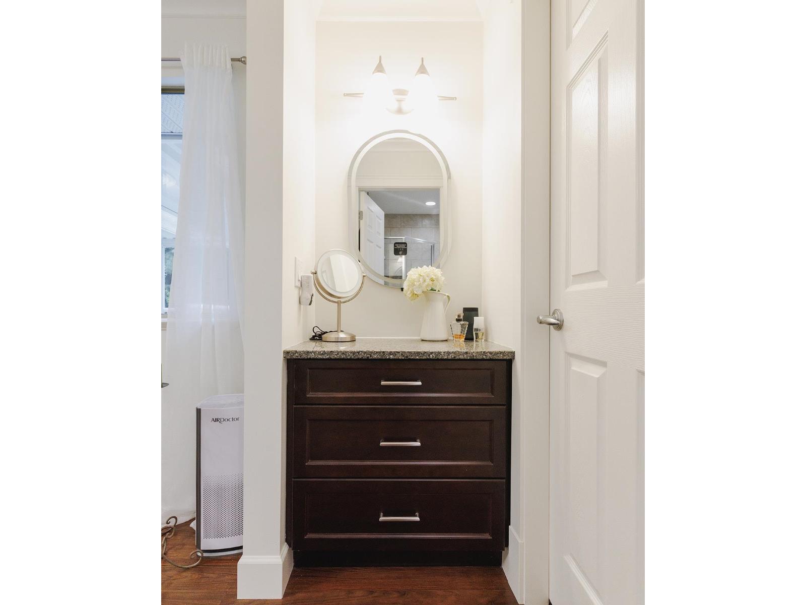 8898 NEALE DRIVE, Mission