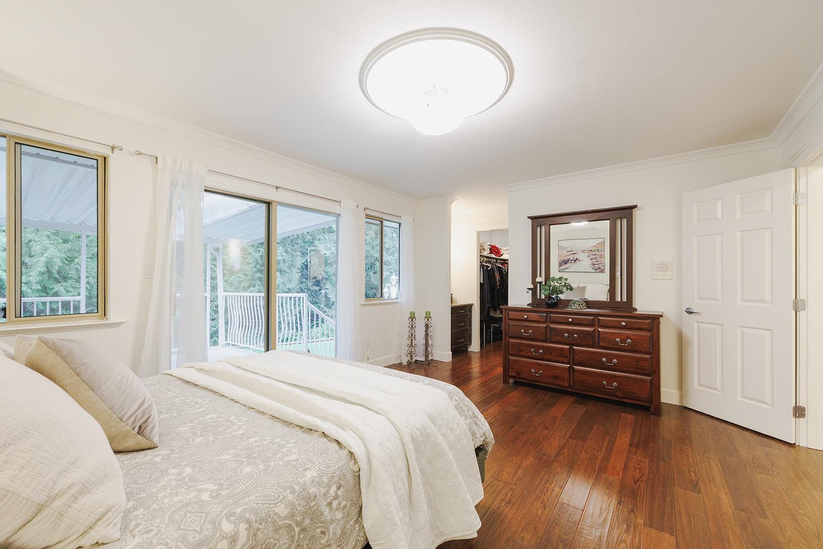 8898 NEALE DRIVE, Mission