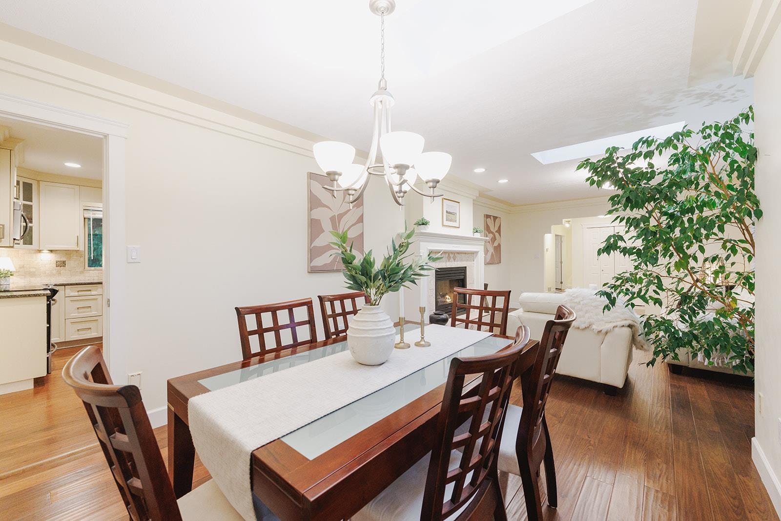 8898 NEALE DRIVE, Mission