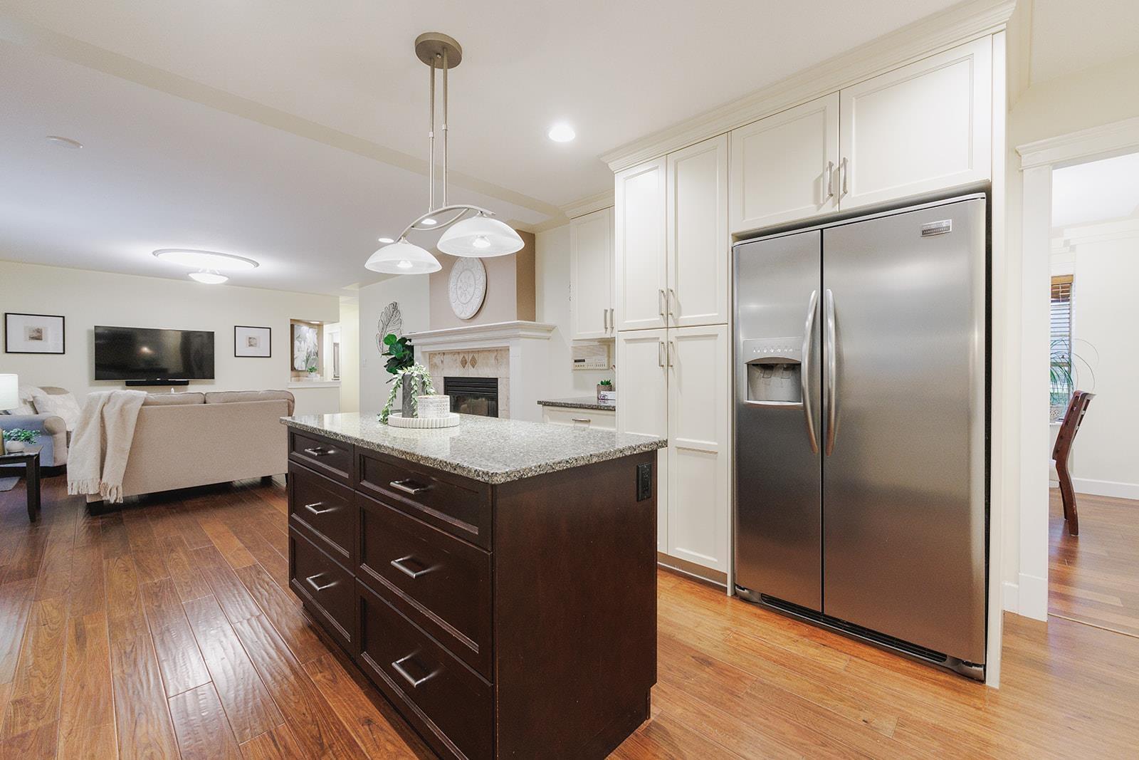 8898 NEALE DRIVE, Mission