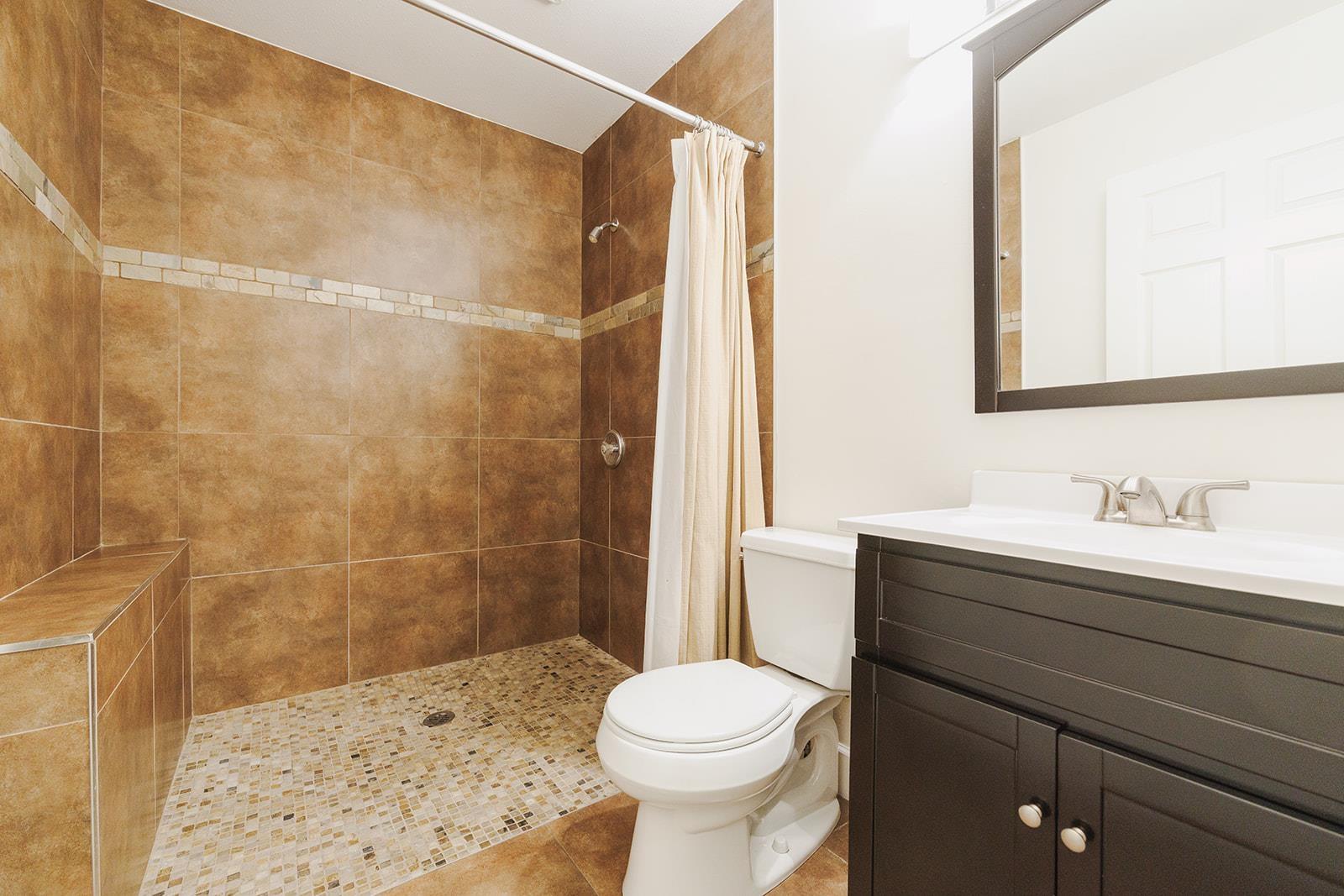 8898 NEALE DRIVE, Mission