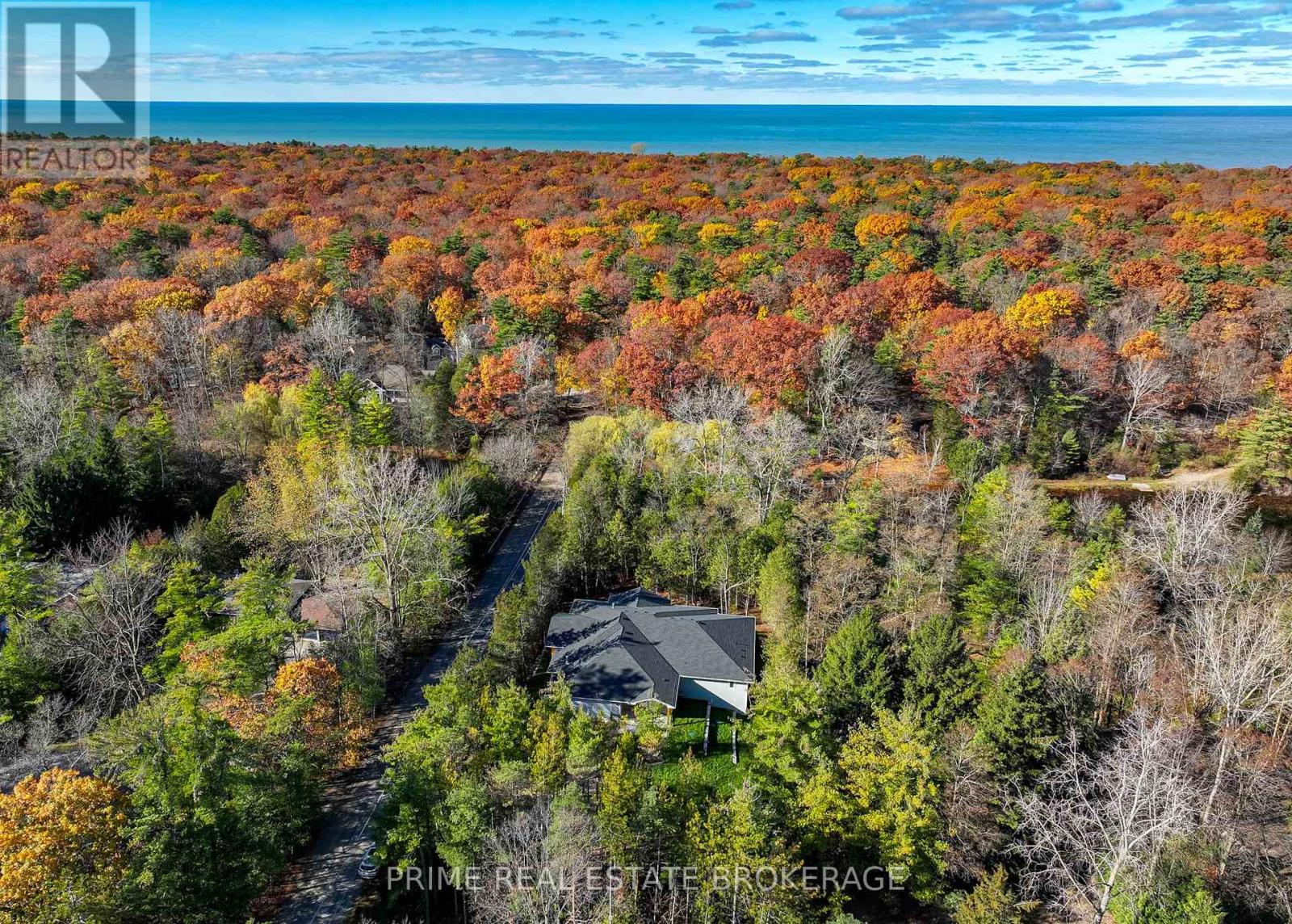 10224 LAKEVIEW AVENUE Property Photo