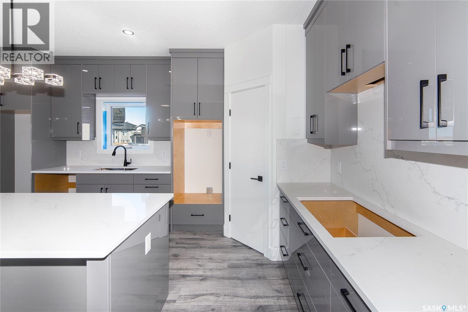 447 WOOLF BEND - 13