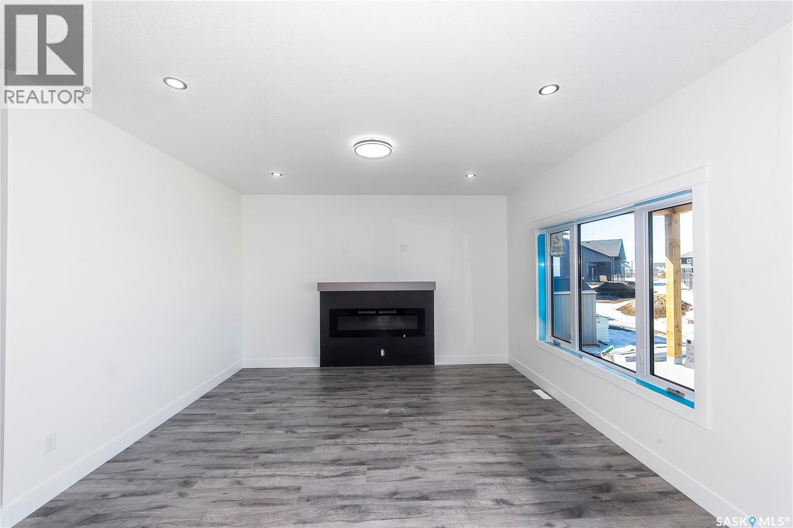 447 WOOLF BEND - 16