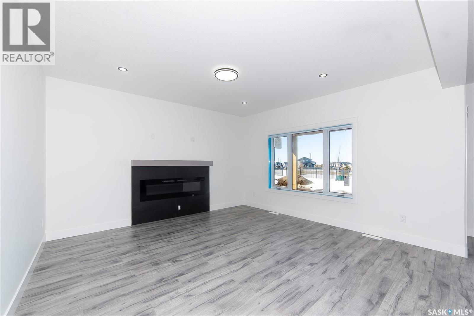 447 WOOLF BEND - 17
